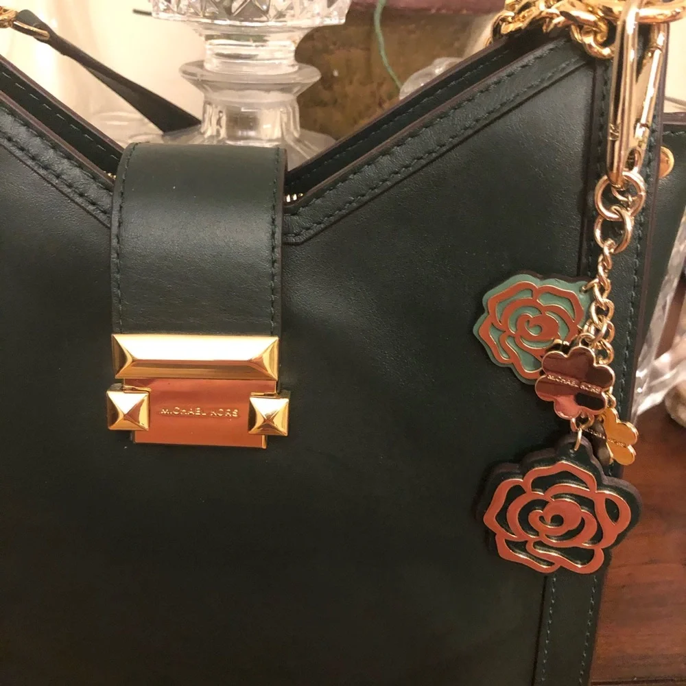 Michael Kors Bag Whitney Small Chain Leather Shoulder Tote NWT - Picture 4 of 9